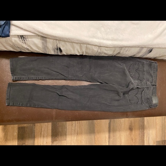 Jeans - Picture 2 of 3